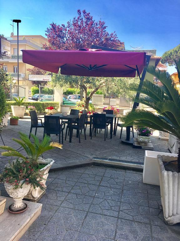 Hotel Facioni Pomezia Dış mekan fotoğraf