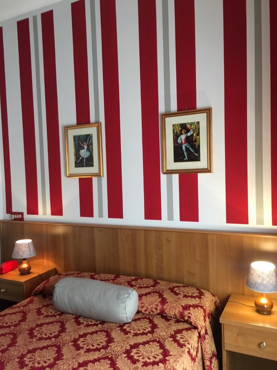 Hotel Facioni Pomezia Dış mekan fotoğraf