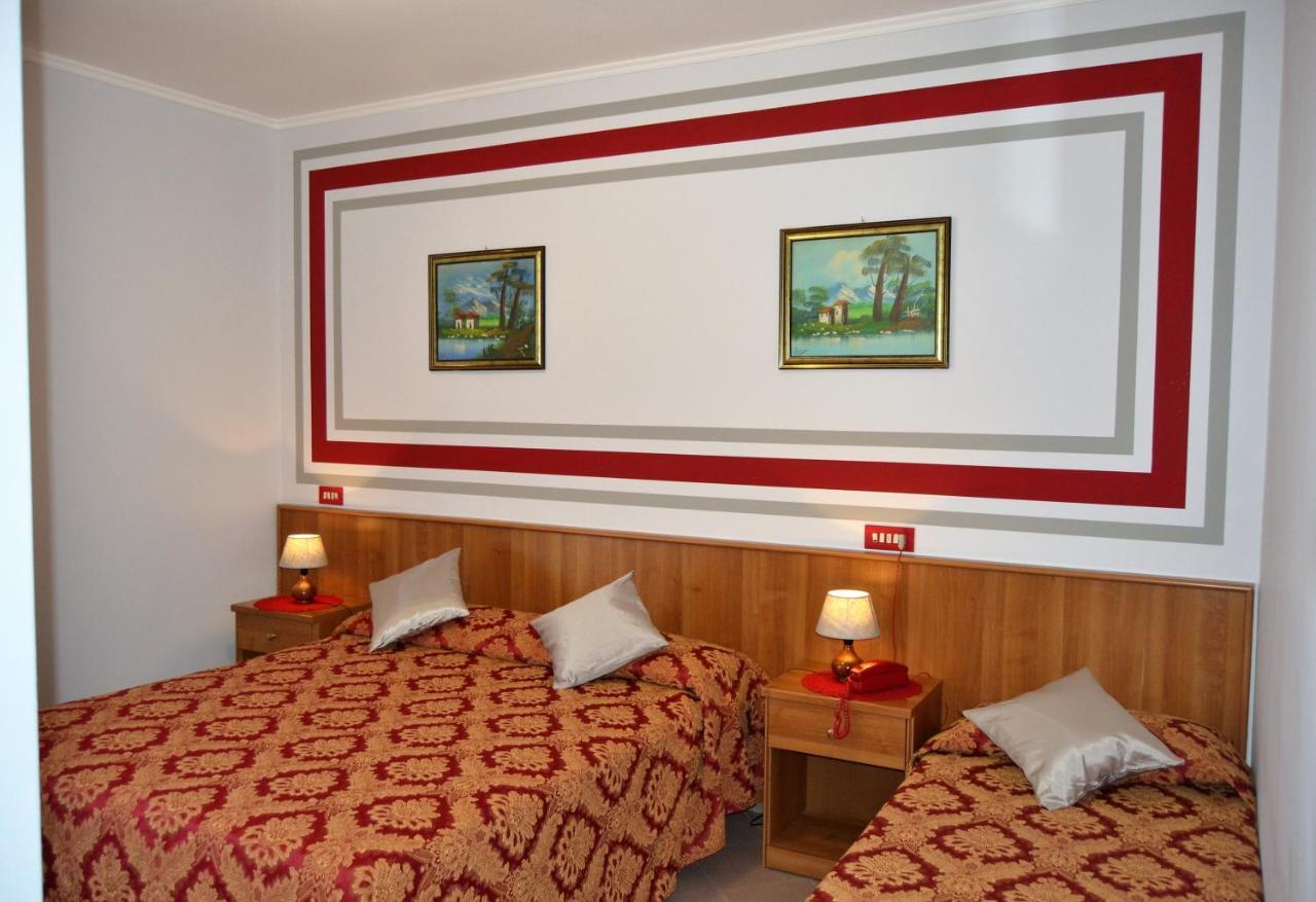 Hotel Facioni Pomezia Dış mekan fotoğraf